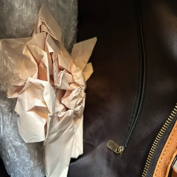 New: Thirty-One Black & White Houndstooth Tote Bag with Tan Handles - Picture 5 of 7